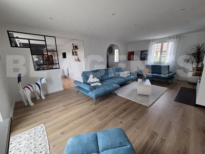 Maison - 190 m² - 5 pièces