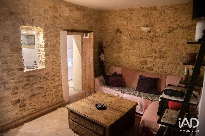 Maison - 668 m² - 27 pièces