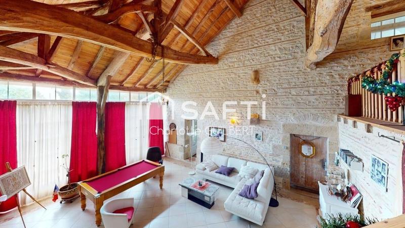 Maison - 290 m² - 6 pièces