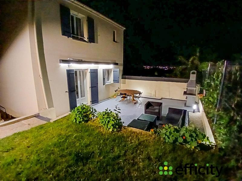 Maison - 112 m² - 6 pièces