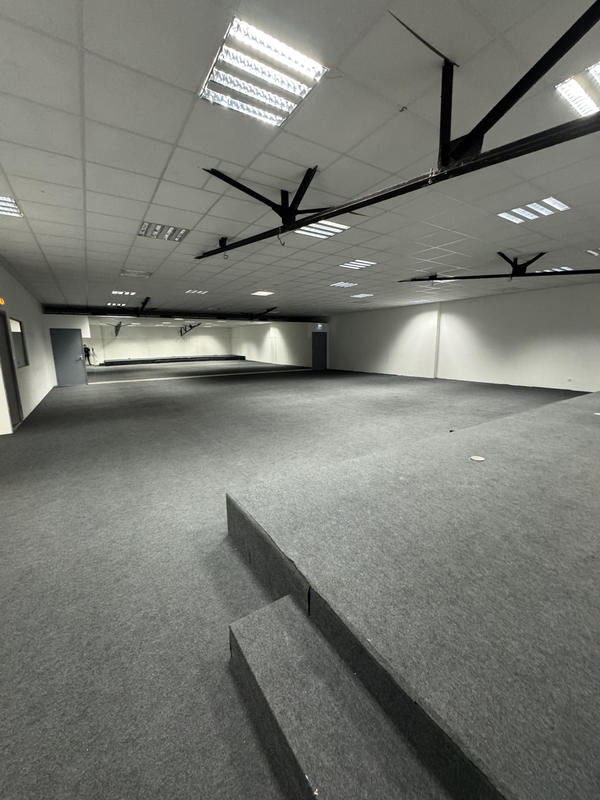 Local commercial - 200 m²