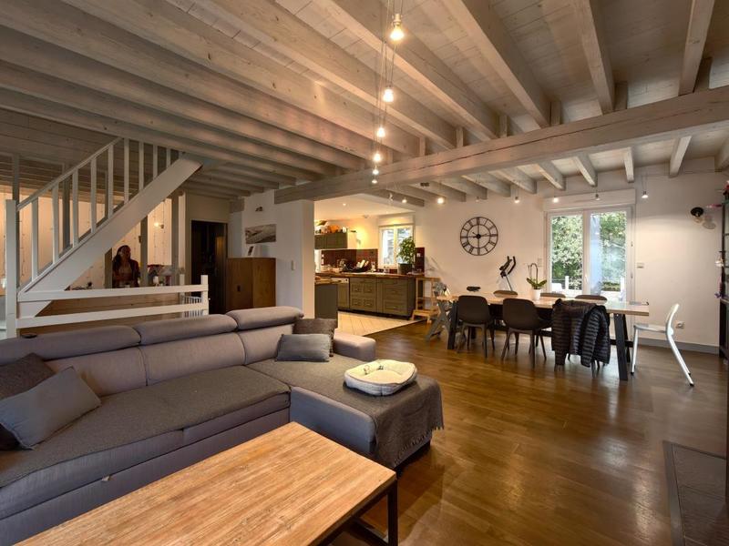 Pavillon - 177 m² - 8 pièces