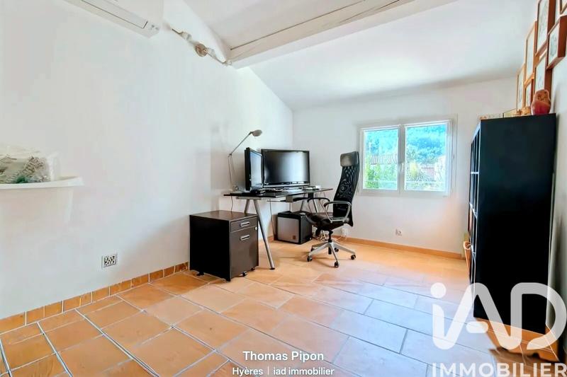 Maison - 165 m² - 8 pièces
