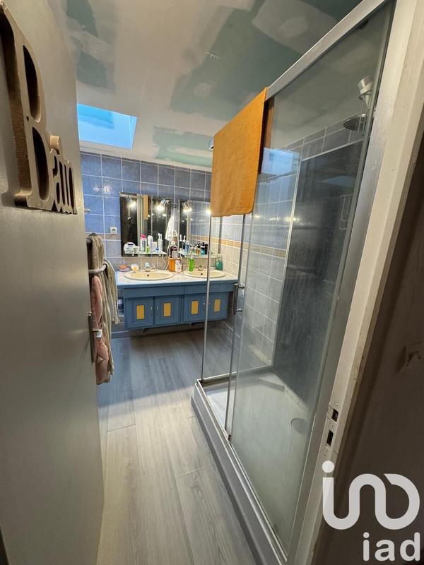 Maison - 196 m² - 5 pièces