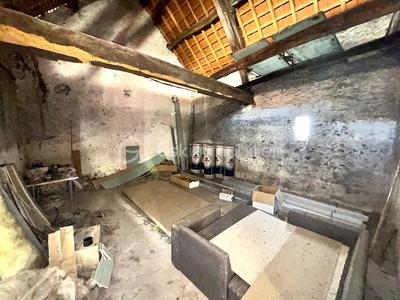 Maison - 200 m² - 8 pièces