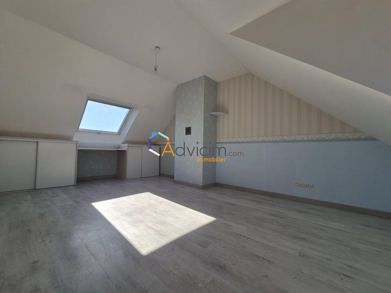 Maison - 93 m² - 4 pièces