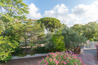 Maison - 216 m² - 5 pièces