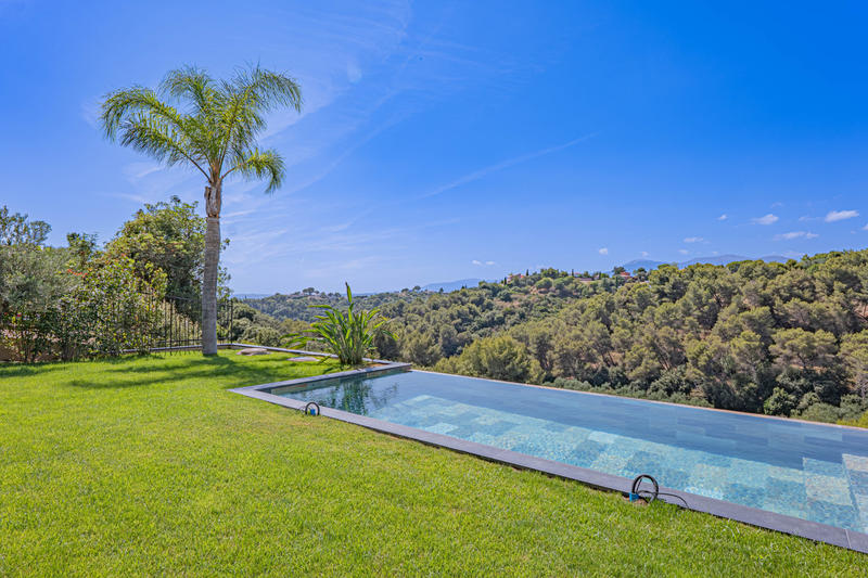 Maison - 156 m² - 5 pièces