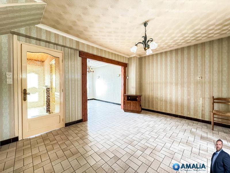 Maison - 90 m² - 5 pièces