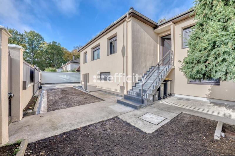 Maison - 160 m² - 6 pièces