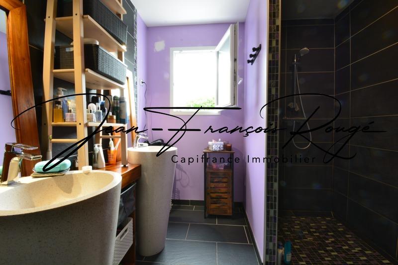 Maison - 200 m² - 7 pièces