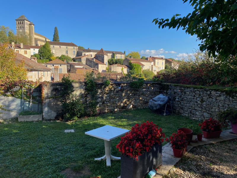 Maison - 275 m² - 13 pièces