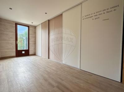 Maison - 142 m² - 6 pièces