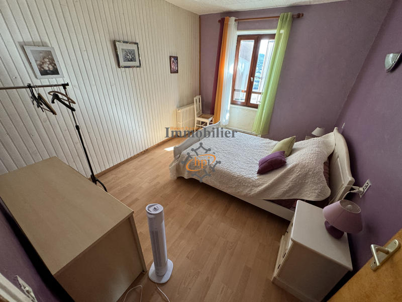 Maison - 310 m² - 12 pièces