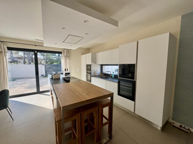 Maison - 138 m² - 6 pièces