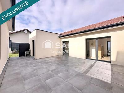 Maison - 140 m² - 5 pièces