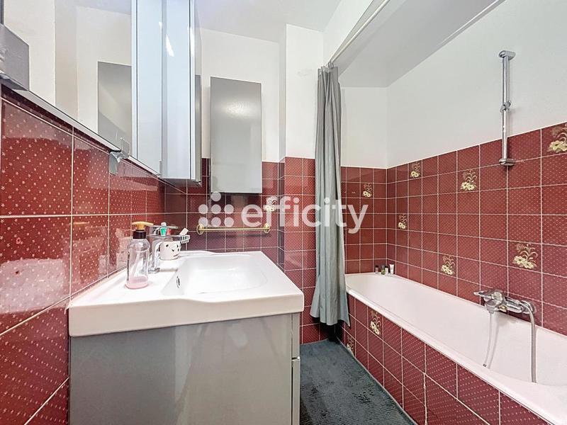 Appartement - 74 m² - 3 pièces