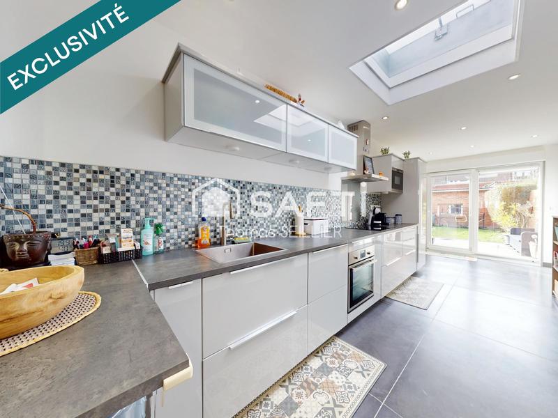 Maison - 100 m² - 5 pièces