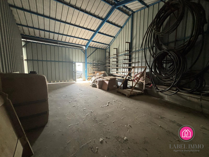Entrepôt - 400 m²