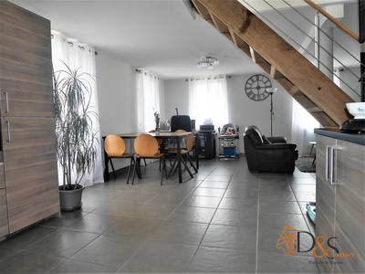 Maison - 105 m² - 5 pièces