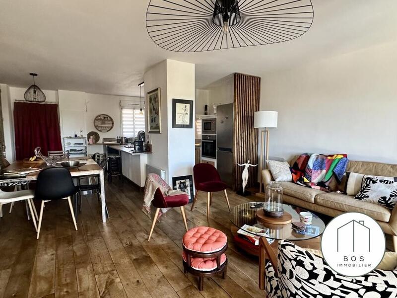 Appartement - 80 m² - 3 pièces