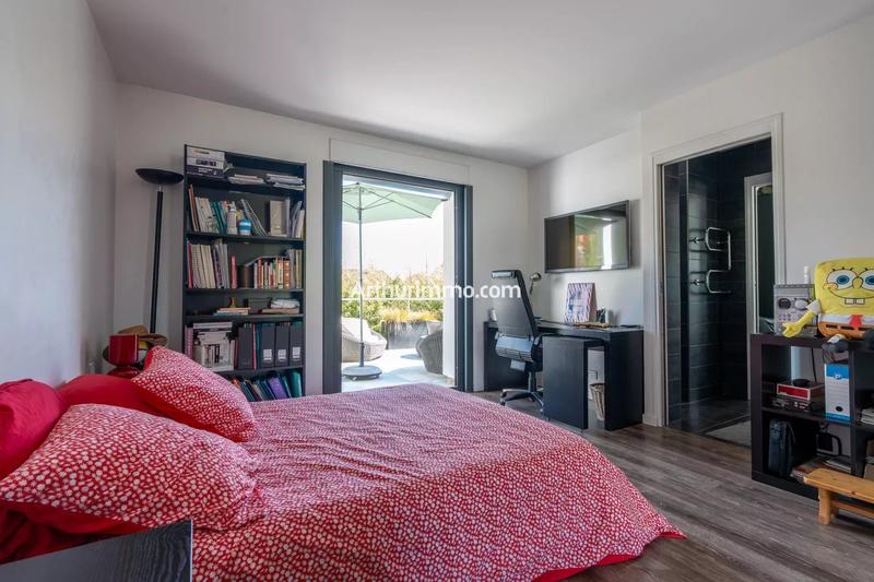 Maison - 147 m² - 6 pièces