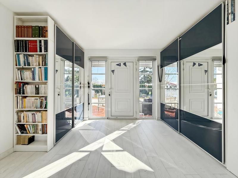 Villa - 182 m² - 7 pièces