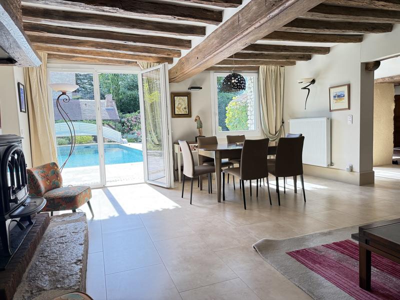 Maison ancienne - 251 m² - 7 pièces