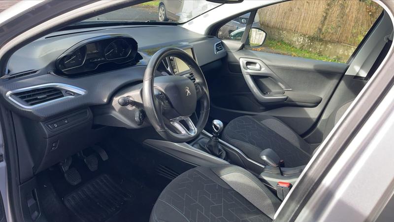 Peugeot 2008 1.5 BlueHDi 100 Style