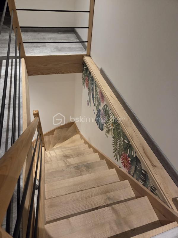 Maison - 146 m² - 4 pièces