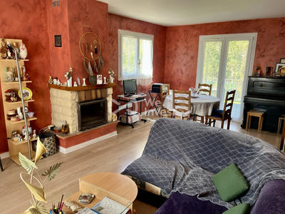 Maison - 80 m² - 5 pièces