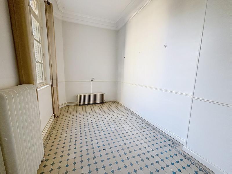 Immeuble - 570 m² - 25 pièces