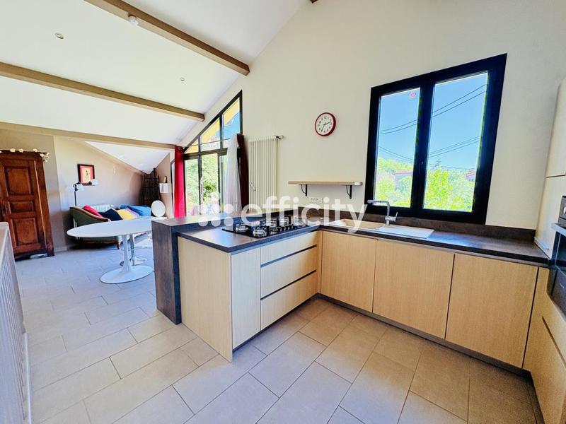 Maison - 103 m² - 4 pièces