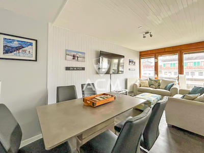 Appartement - 80 m² - 4 pièces