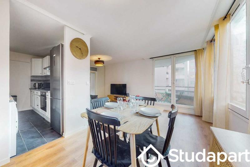 Chambre - 10 m² - 1 pièce