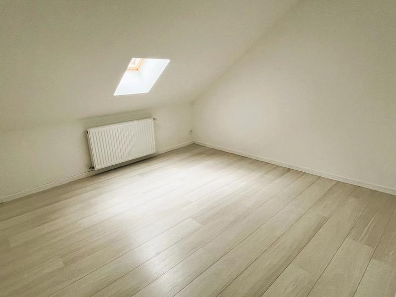 Maison - 80 m² - 5 pièces