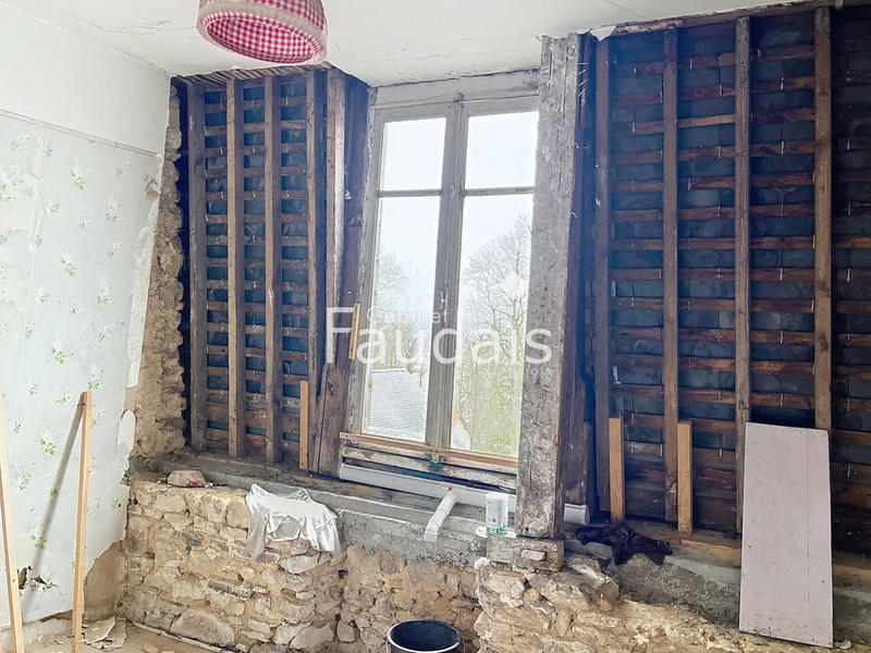 Maison - 243 m² - 8 pièces