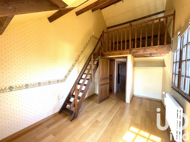 Maison - 372 m² - 9 pièces