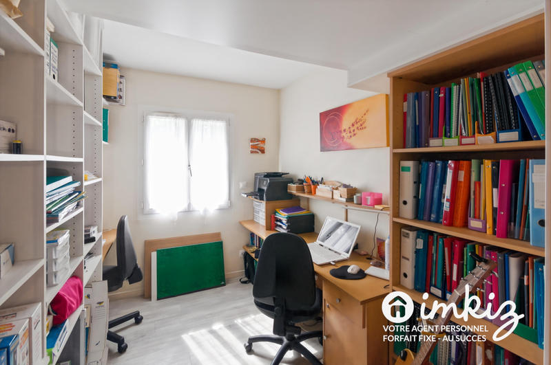 Maison - 203 m² - 7 pièces