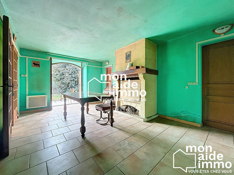 Maison - 355 m² - 10 pièces