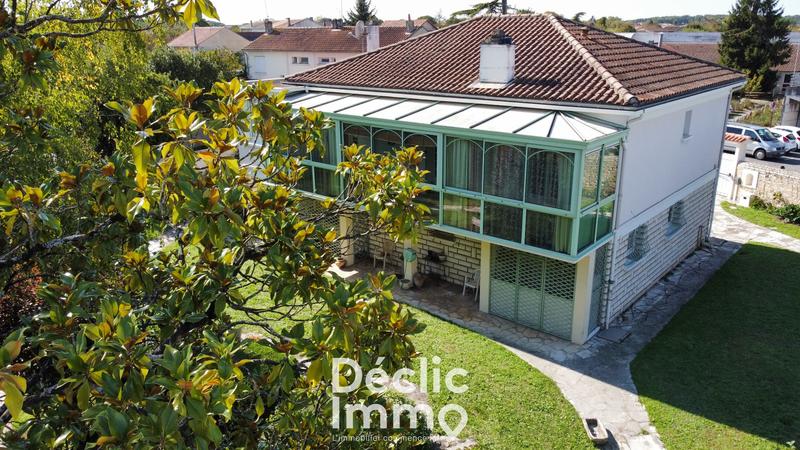 Maison - 162 m² - 8 pièces