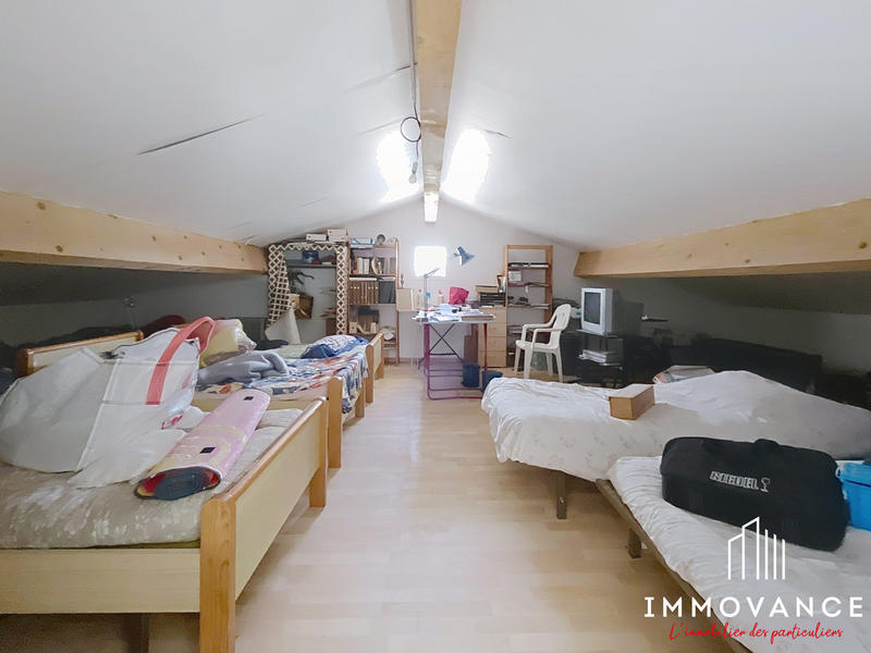 Villa - 200 m² - 6 pièces