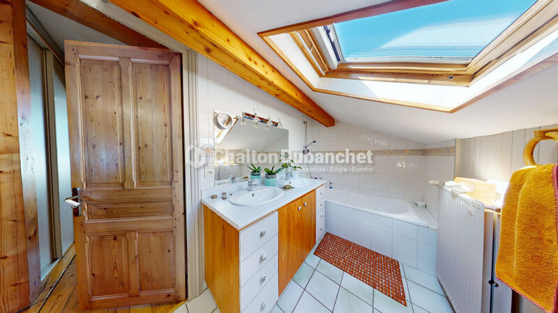 Maison - 126 m² - 5 pièces