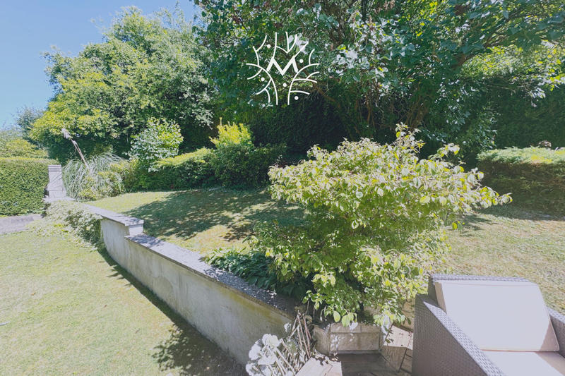 Maison - 121 m² - 6 pièces