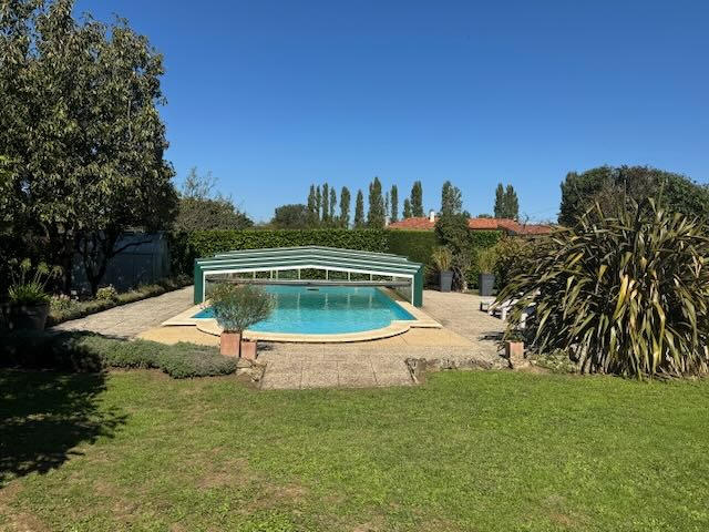 Maison - 151 m² - 7 pièces