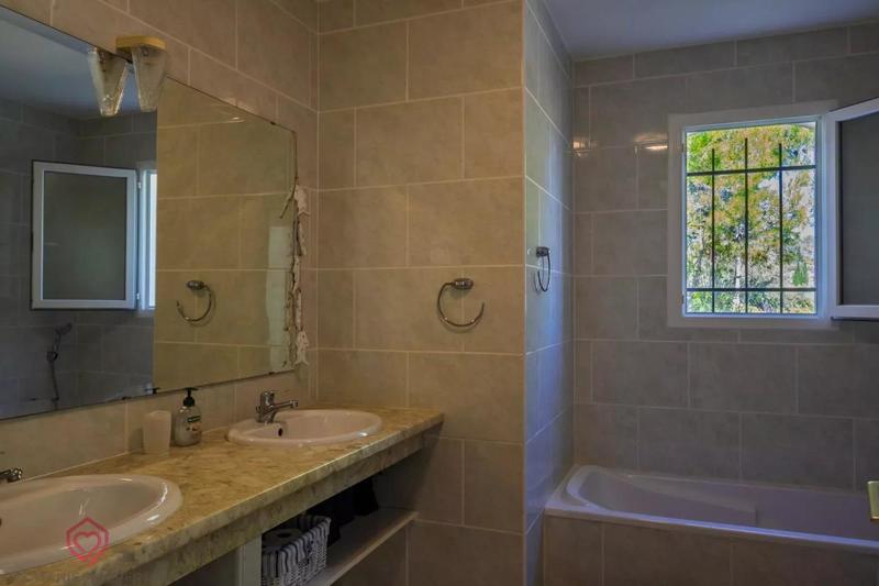 Villa - 155 m² - 6 pièces