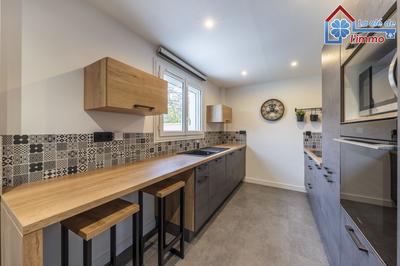 Maison traditionnelle - 80 m² - 5 pièces