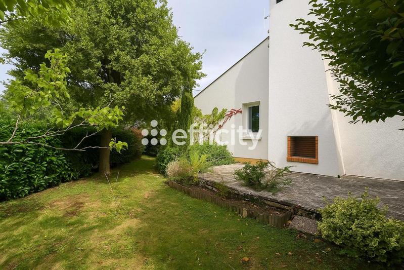 Maison - 112 m² - 6 pièces