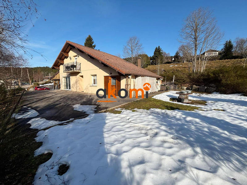 Maison - 122 m² - 7 pièces