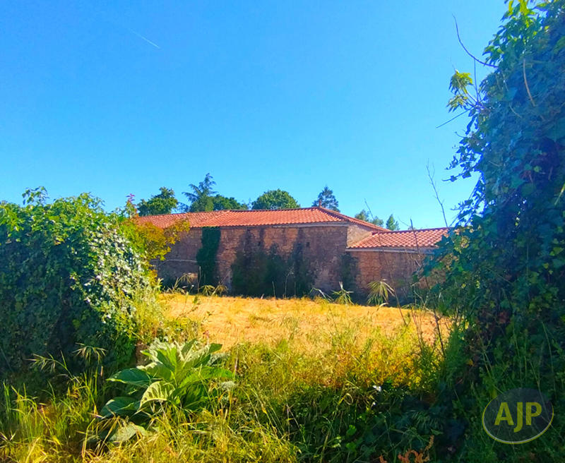 Maison - 90 m² - 2 pièces